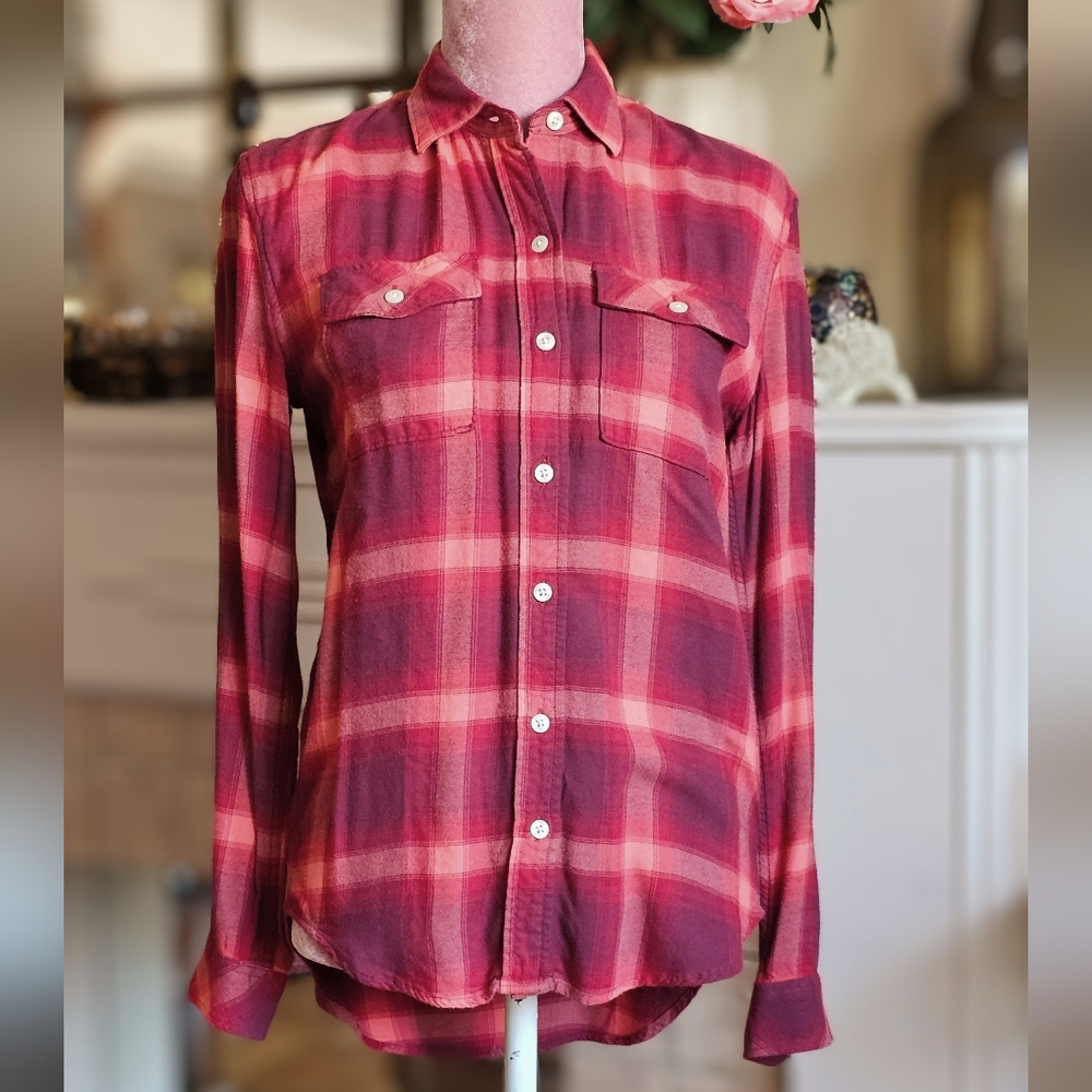 Gap Pendleton plaid flannel shirt, size extra small.